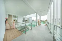 Shin Lalynn Pool Villa