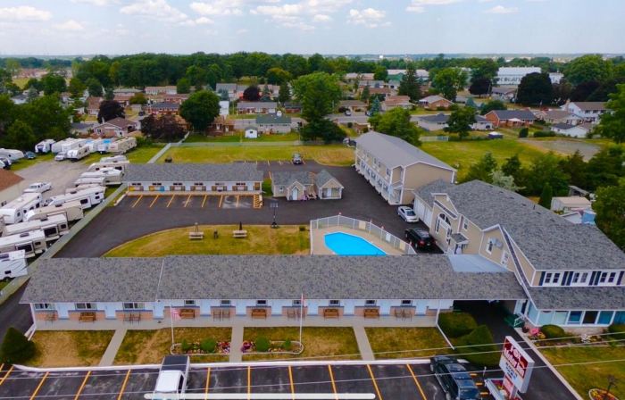 Fox Motor Inn
