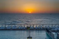 Herbert Samuel Okeanos Suites Herzilya - Beach