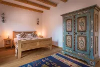 Hanul Vatra Hotels near Refugiul Curmătura Builei
