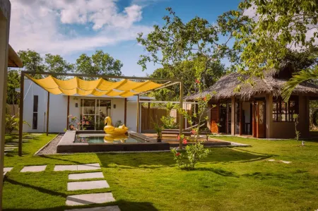 Halamanan Residences Отели рядом с достопримечательностью «South Farm Panglao Bohol»