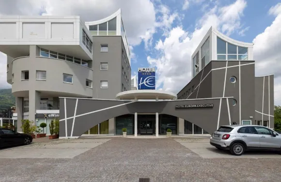 歐洲行政酒店