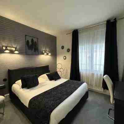 Hôtel le Saint Yves Rooms