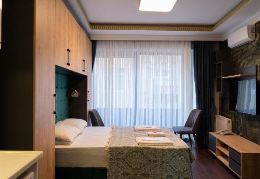 미들 빌리지 이스탄불