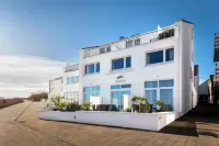 Hotel auf den Hummerklippen Hotels in der Nähe von Büste Hoffmann Von Fallersleben