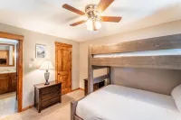 Lake Cliffe 303 Building E by Summit County Mountain Retreats