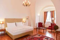 Schlosshotel Mailberg Hotels in Seefeld-Kadolz