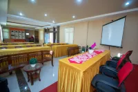 RedDoorz Syariah @ Jalan Gajah Mada Meulaboh فنادق في ميولابوه