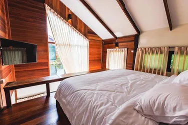 รูปภาพของบ้านโรงไม้ คลอง ฟรอนต์ คาเฟ่ แอนด์ โฮมสเตย์