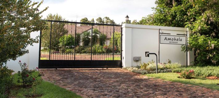 Amohela Guesthouse Hotele w: Midrand
