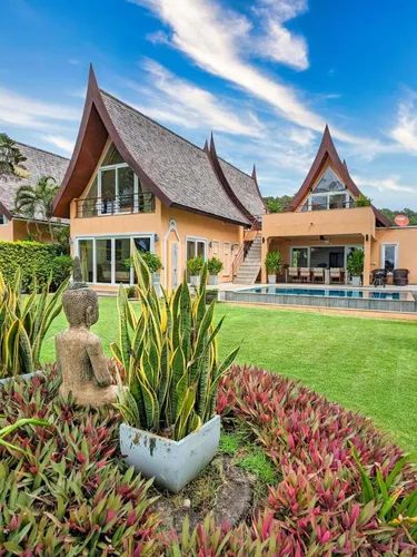รูปภาพของBeachfront 5-bedroom Villa - by KohChangVillas