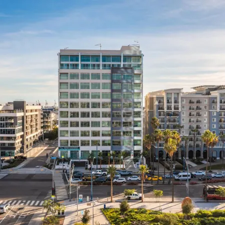 @ Marbella Lane - Luxury Beachside 2Br