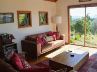 The Tree House Hotels in Alonnah