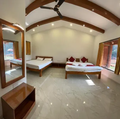 Green Heaven River Side Resort and Villa