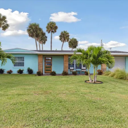 131 W Pasco Ln
