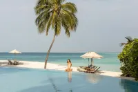 Sun Siyam Vilu Reef - 24 Hours All-Inclusive - Pools