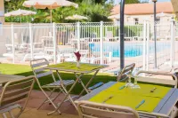 Hôtel Ariane - Pools
