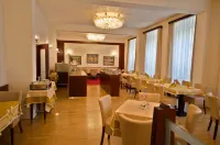 Grandhotel Garni - Bữa sáng