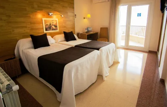 瓜爾達馬爾酒店