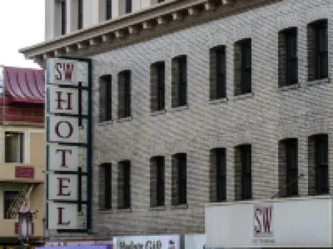 SW Hotel – No Resort Fee Hotels near Chinatown