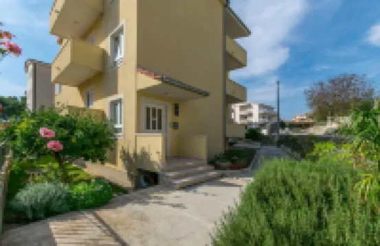 Apartments Srecko