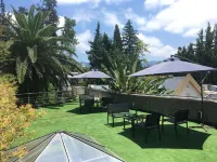 Howard Johnson by Wyndham Yerba Buena Hotels in 