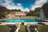 Le Mas du Colombier Hotels in Cabrieres-d'Aigues