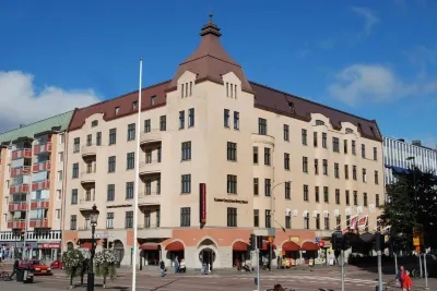 Home Hotel Drott Hotels near Lasse Jönsson ServiceCenter AB