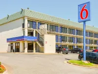 Motel 6 Little Rock, AR - West Hotels near Walmart Supercenter