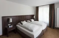 Restaurant & Hotel Engelkeller Hotels in Меммінген