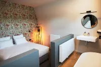 Hôtel de la Poste Hotels in Lessines
