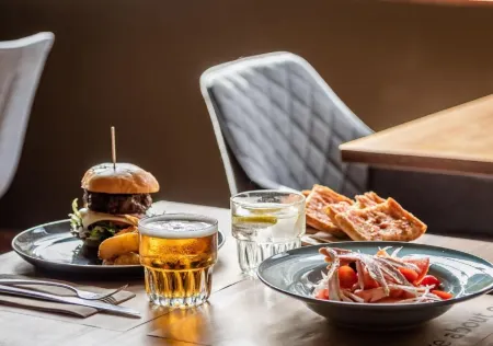 Hotel SB Express Tarragona Отели рядом со станцией Железнодорожная станция Таррагона