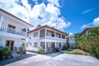 La Maison Hibiscus Self Catering Accommodation Hotels in Beau Vallon