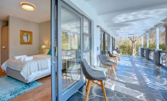 Amour Guest House