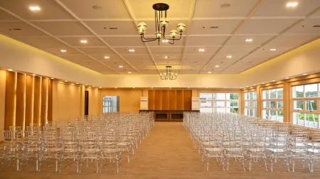 Sotogrande Hotel Palawan Отели рядом с достопримечательностью «Палаван Уайлдлайф Рескью энд Консервейшен Сентер»