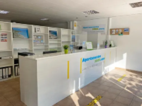 Apartamentos Riviera 3000