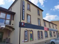 Casa la Fayette Hoteles en Giroc