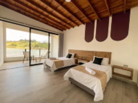 Viajero Guatapé Hostel & Lake Club Hotels in Penol
