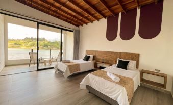Viajero Guatapé Hostel & Lake Club