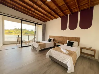 Viajero Guatapé Hostel & Lake Club