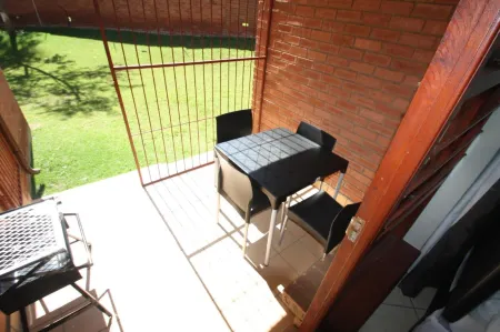 JoziStay @ Savannah Apartments Отели в г. Рудепурт