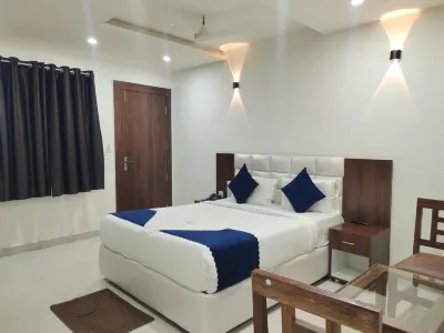 Hotel Skyland Luxury Hotels near Bhadrakali Temple