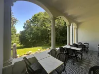Liselund Ny Slot Hotels in Borre