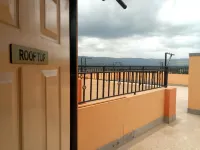 Kiandani Hotel