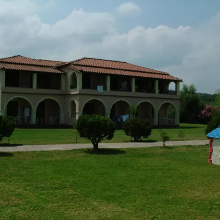 Kamari Apartments