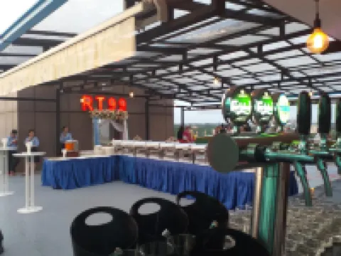 Hotel Broadway Yangon