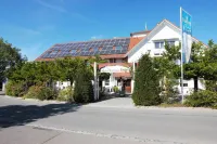 Hotel Wirtshaus Krone - ที่มีบาร์