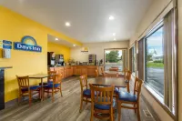 Days Inn by Wyndham Delta