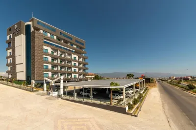 Artes Hotel Hotels near Habib-i Nejjar Mosque