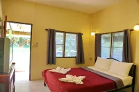 TP Hut Bungalows
